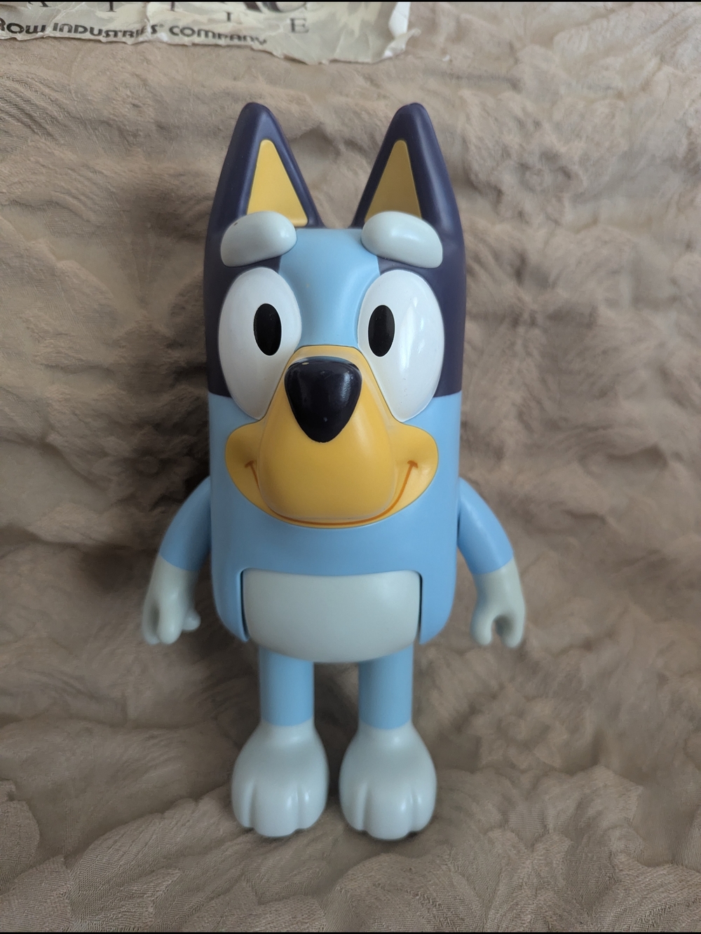 Bluey & Bingo 10” Figure Set Moose Toys 2 Pack Articulated Figures - Picture 2 of 9